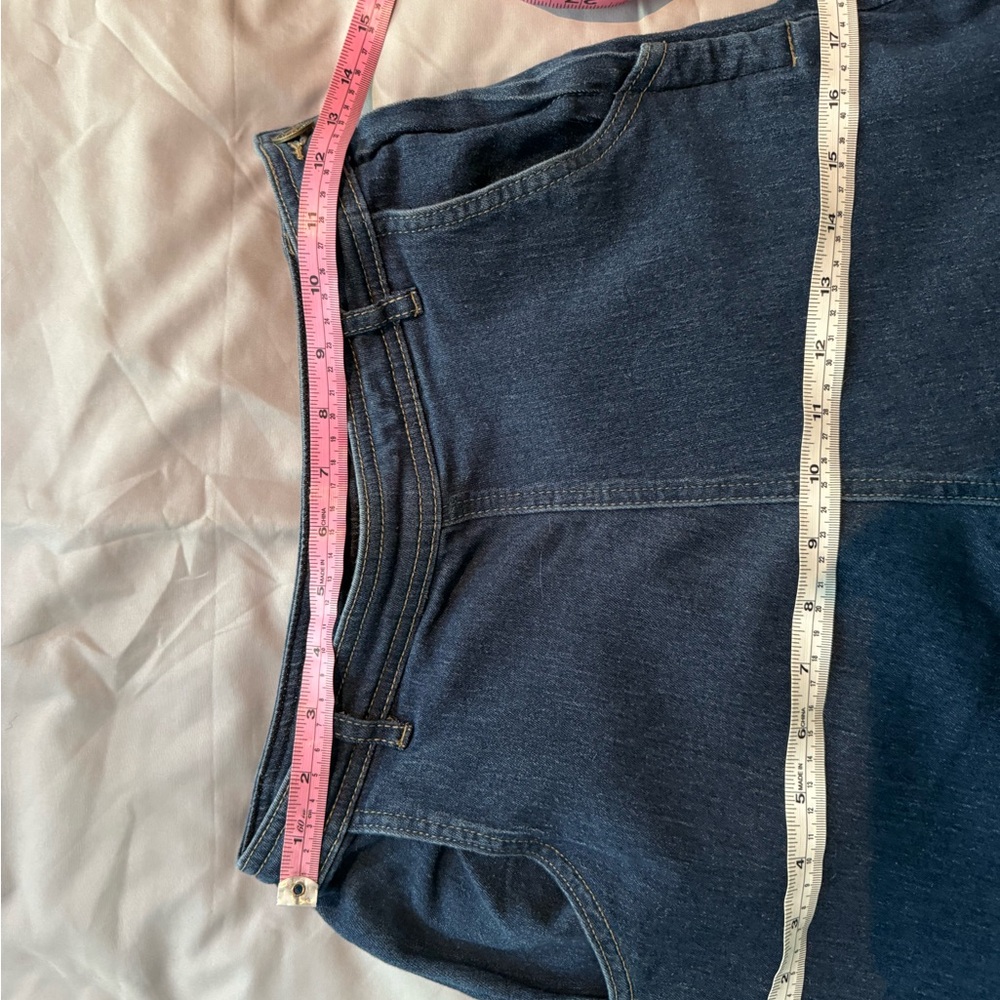 Collectif Siobhan High Waist Jeans - Picture 3 of 5